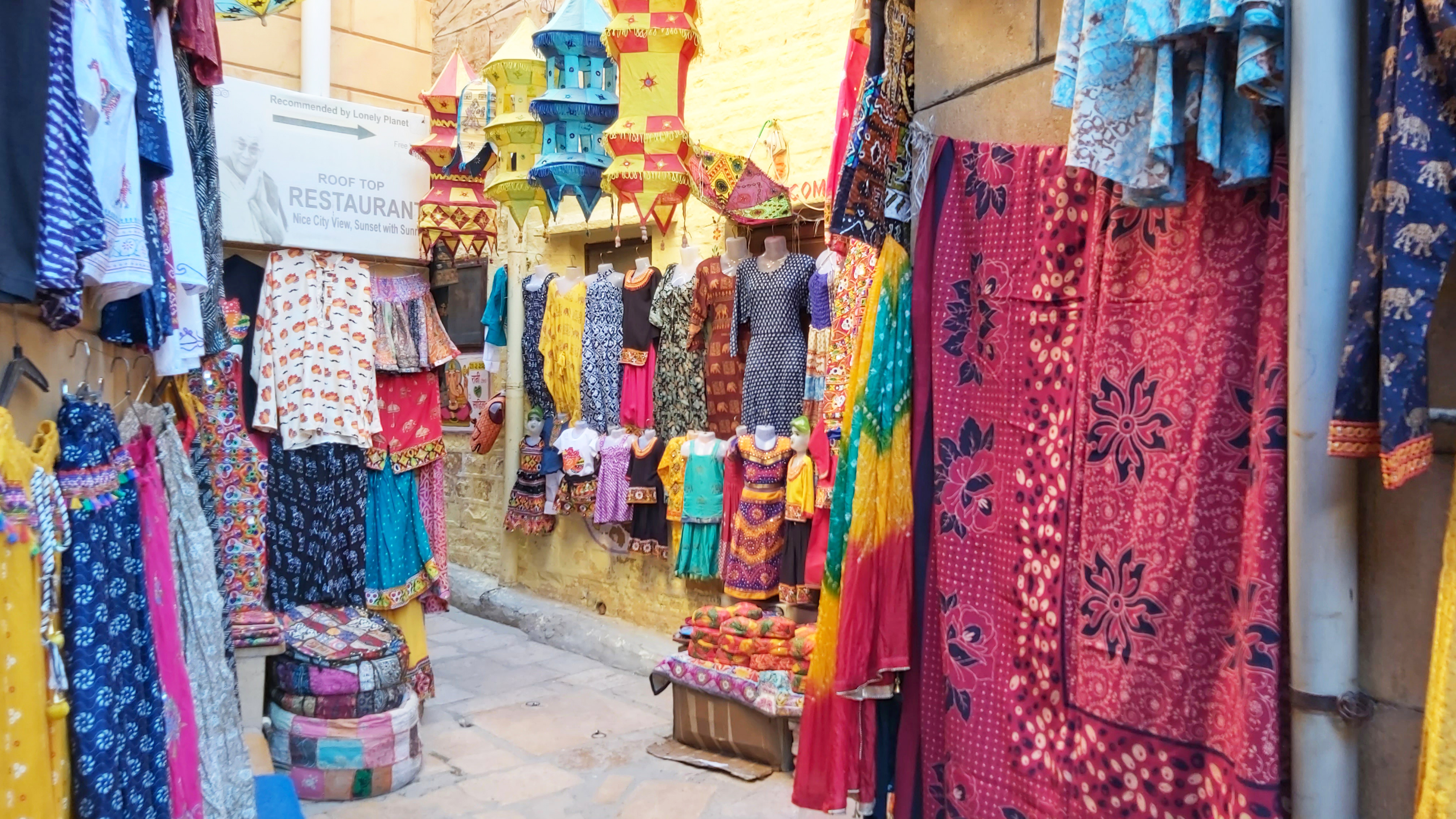 Street market in Jaisalmer Fort